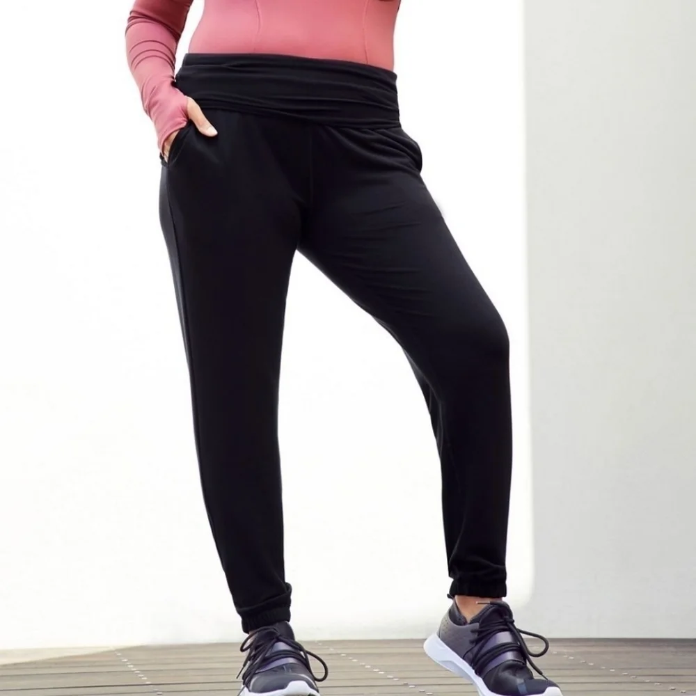 Fabletics Reign Terry jogger